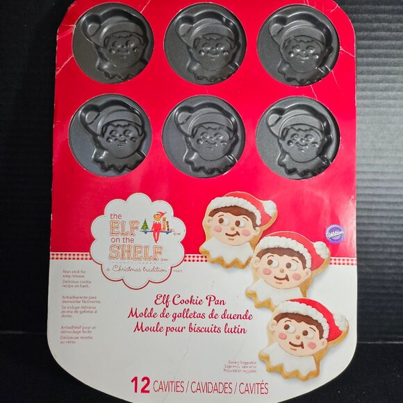 Wilton Elf On The Shelf Non-Stick Cookie Pan 12 Cavities For Christmas Cookies - Picture 1 of 8